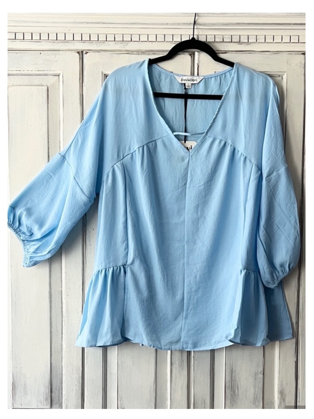 NWT DAVI & DANI Balloon Half-Sleeve Ruffle Top in Sky Blue LARGE